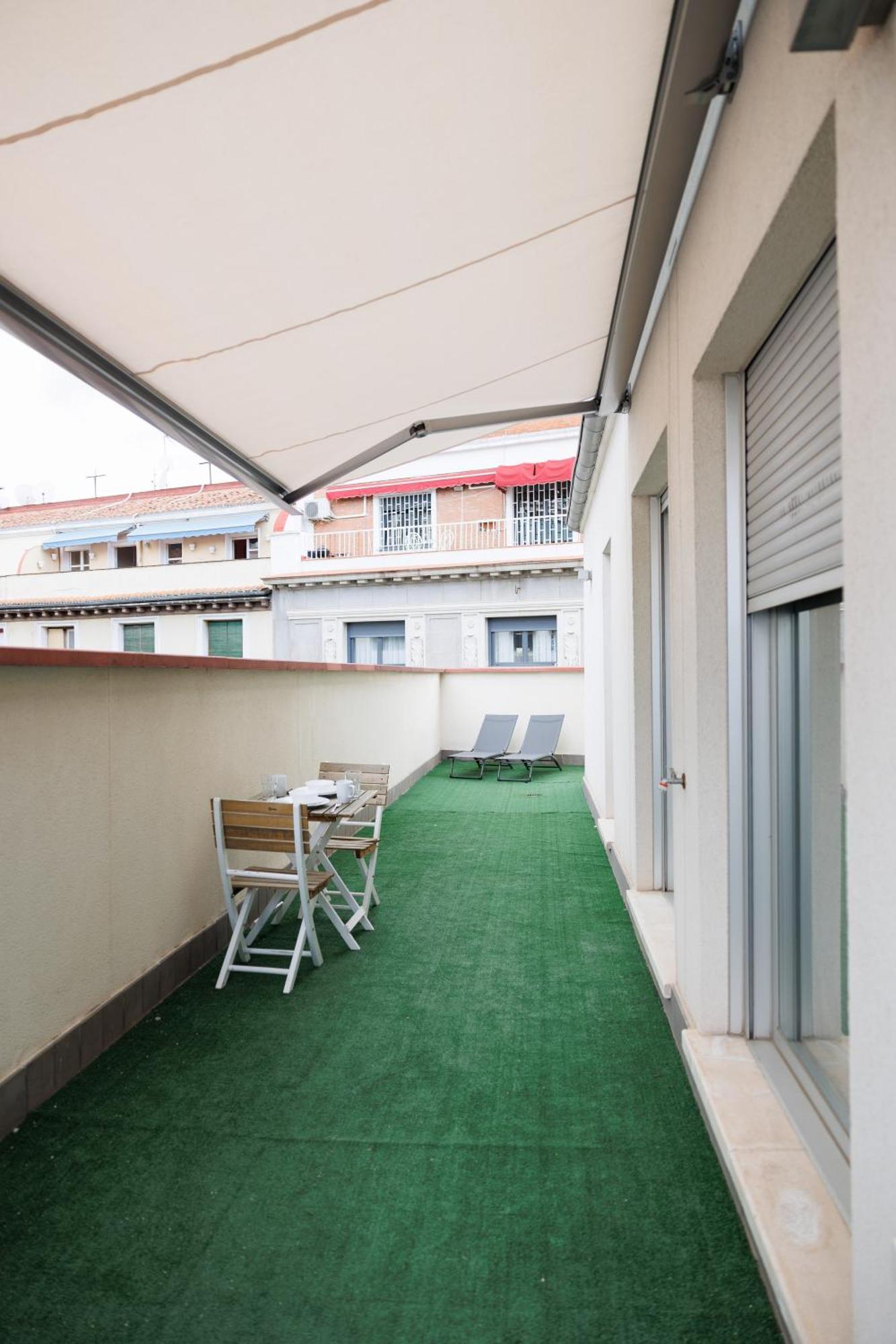 Slow Suites Gran Via Madrid Exterior photo