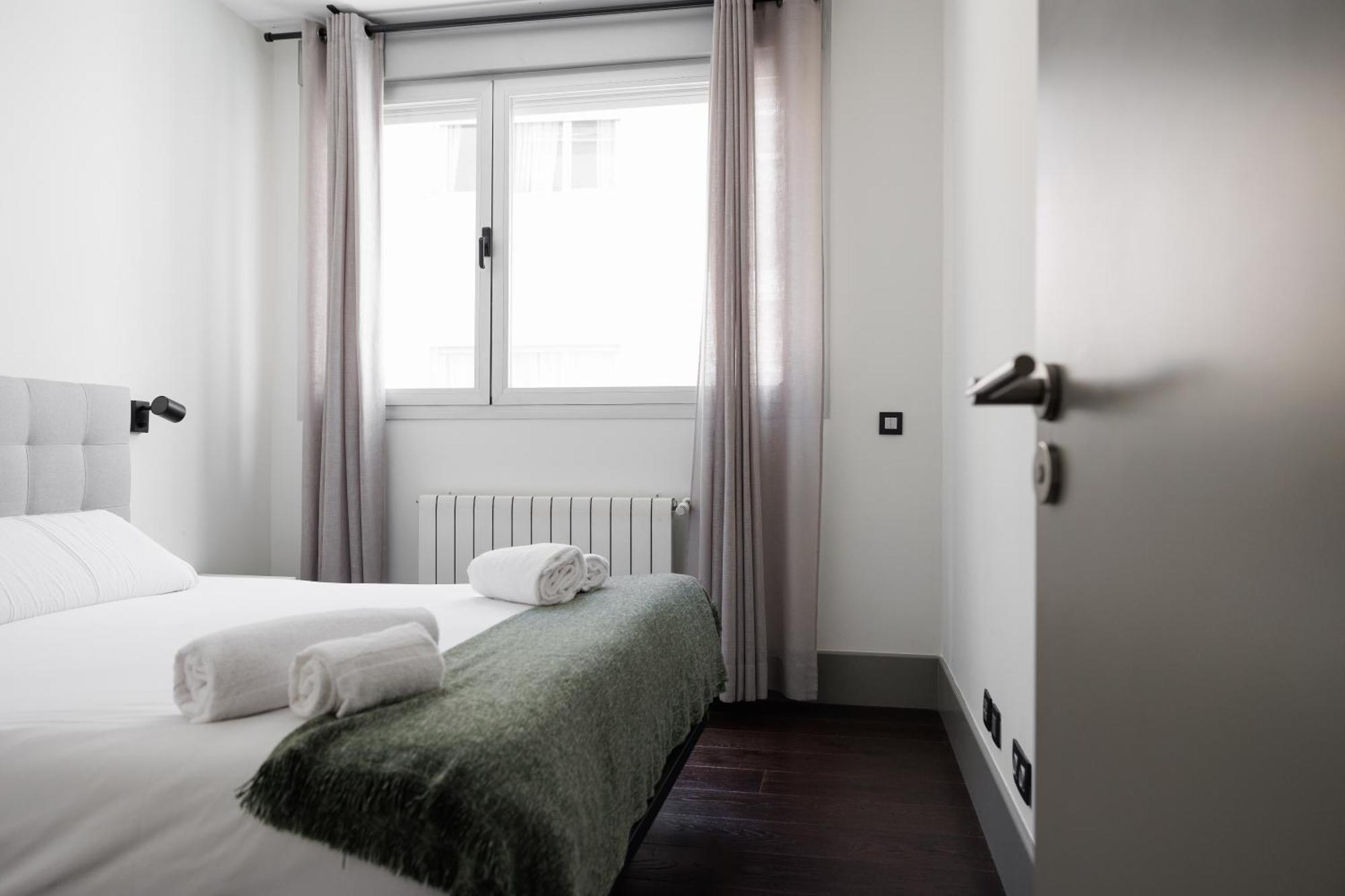 Slow Suites Gran Via Madrid Exterior photo