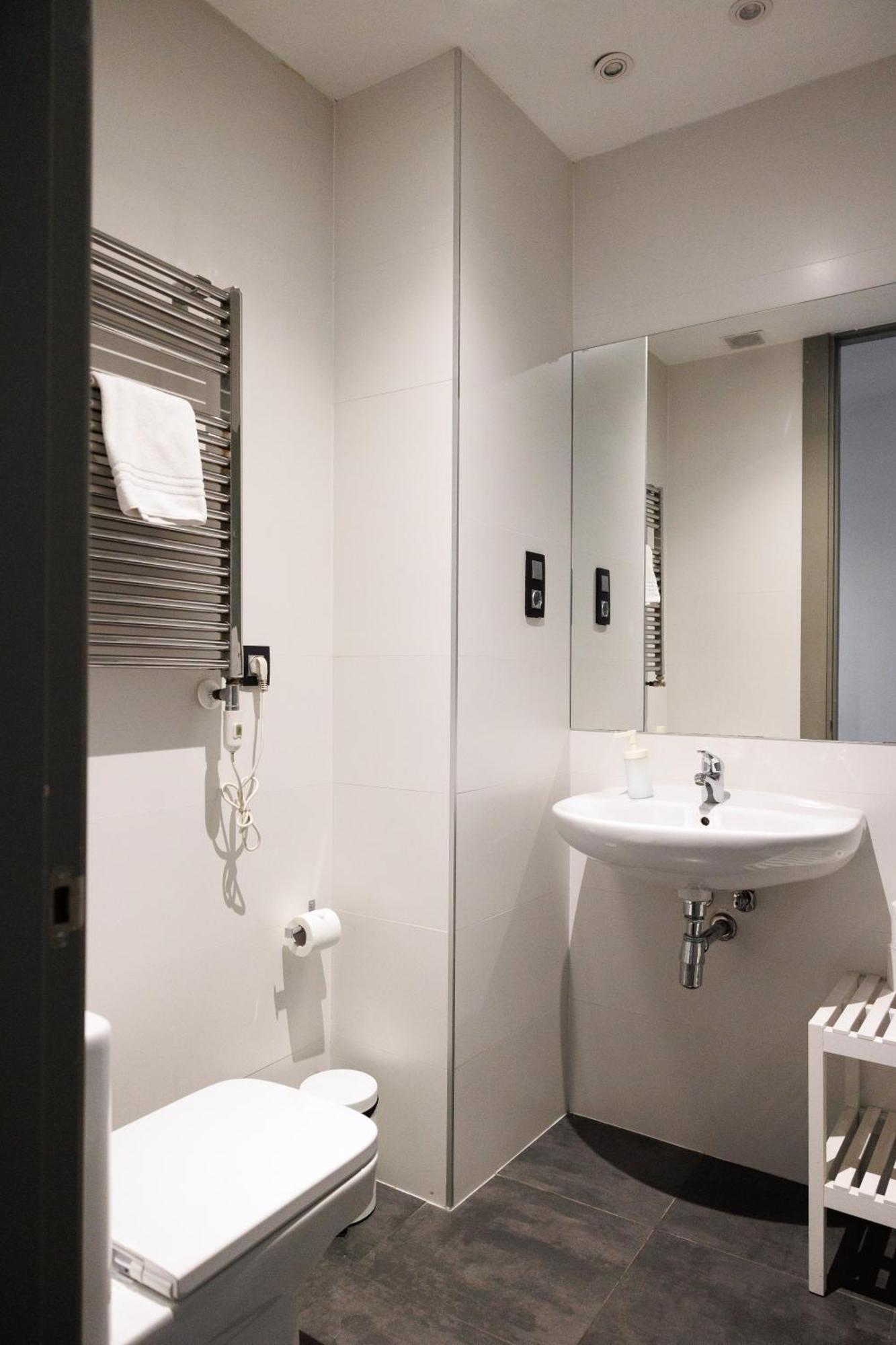 Slow Suites Gran Via Madrid Exterior photo