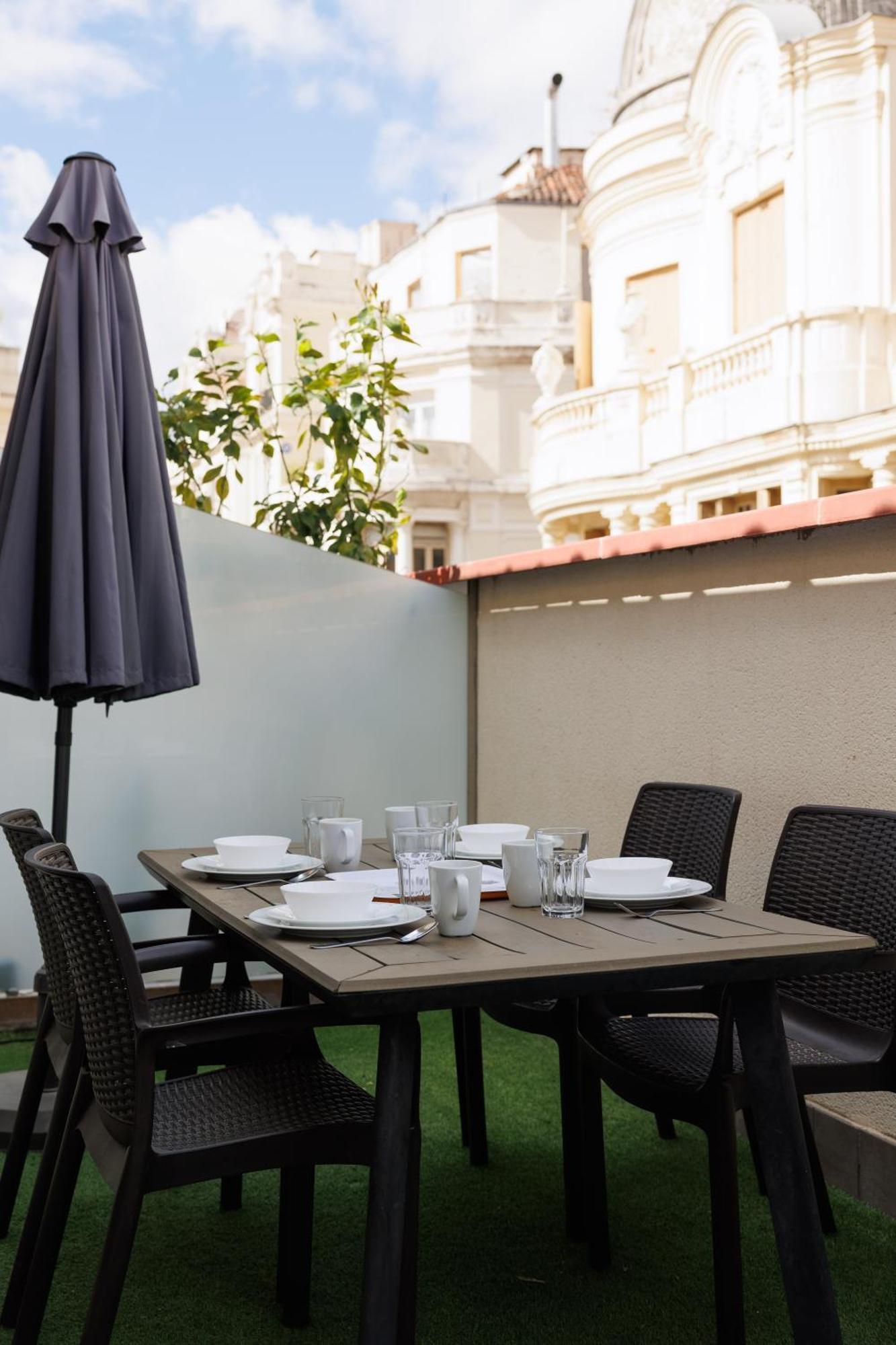 Slow Suites Gran Via Madrid Exterior photo